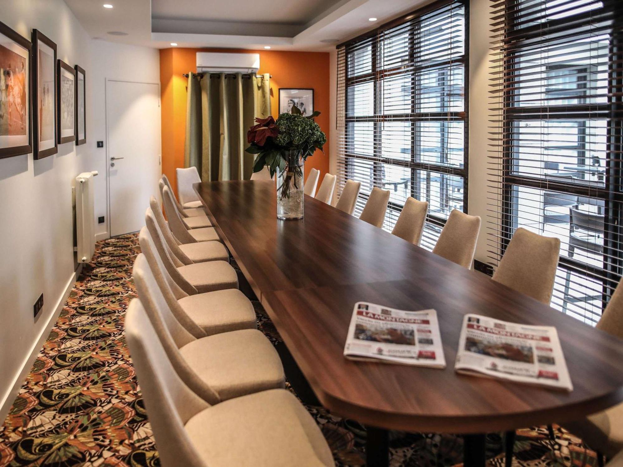 Ibis Styles Clermont-Ferrand Republique Ξενοδοχείο Εξωτερικό φωτογραφία