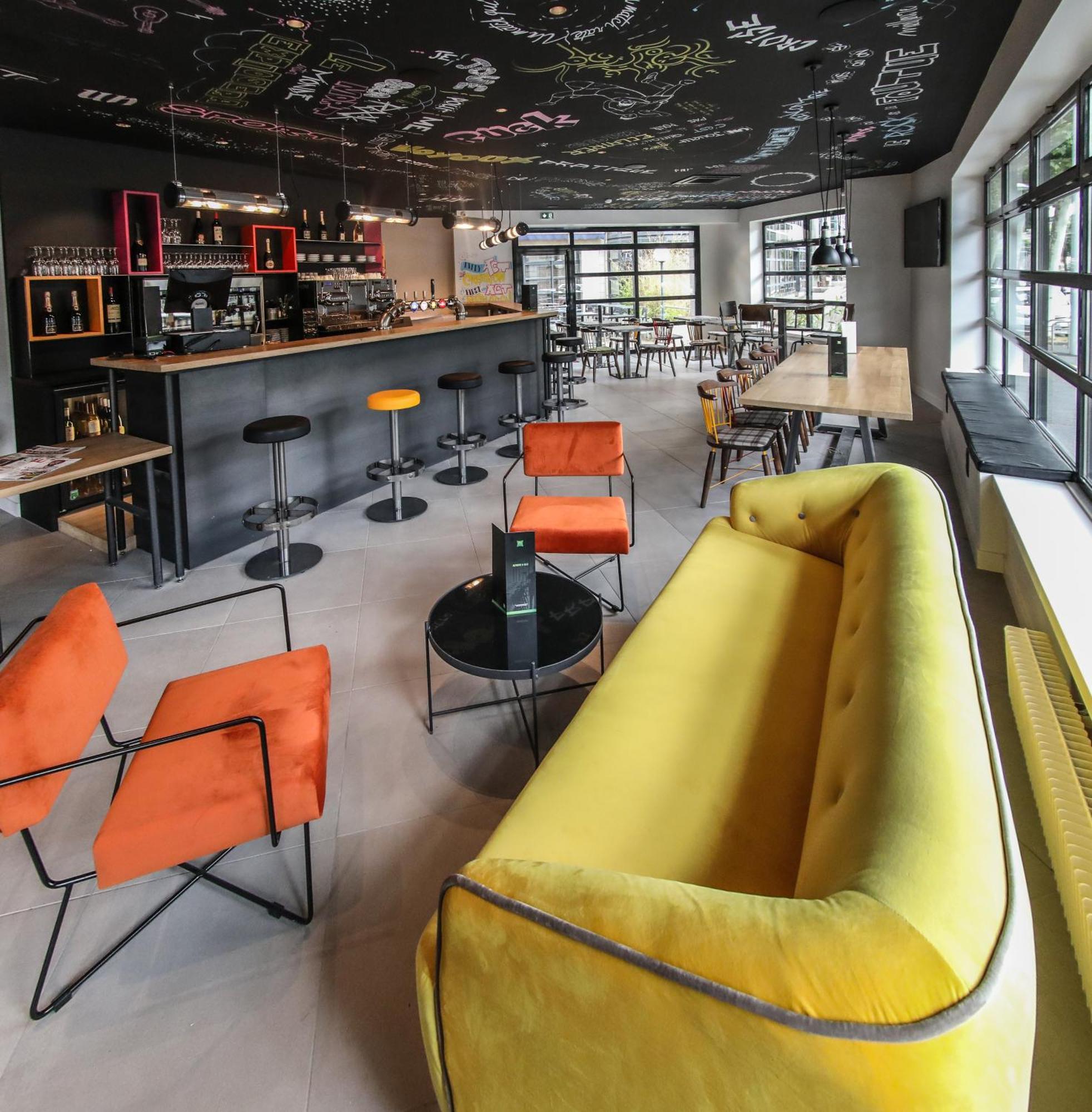 Ibis Styles Clermont-Ferrand Republique Ξενοδοχείο Εξωτερικό φωτογραφία